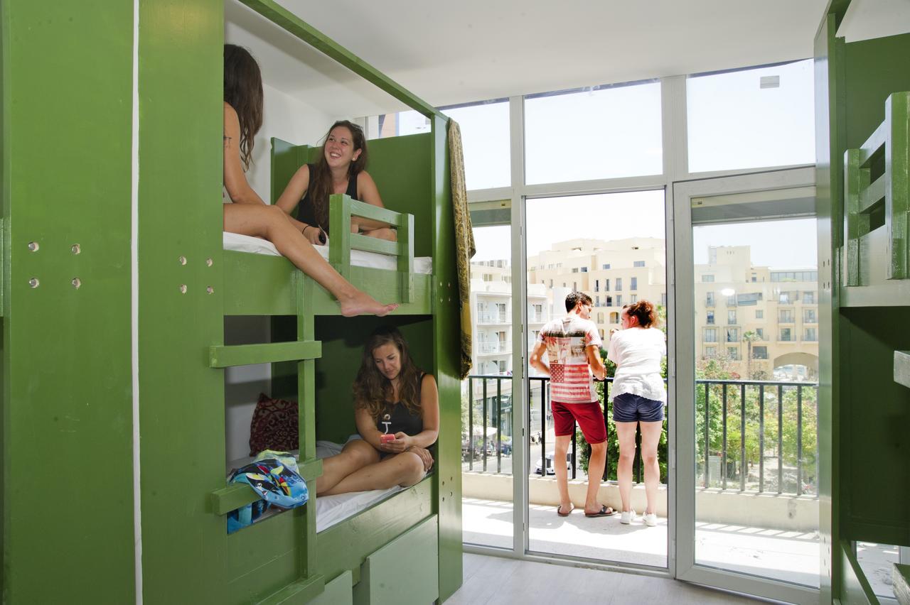 Marco Polo Party Hostel Saint Julian's Ngoại thất bức ảnh